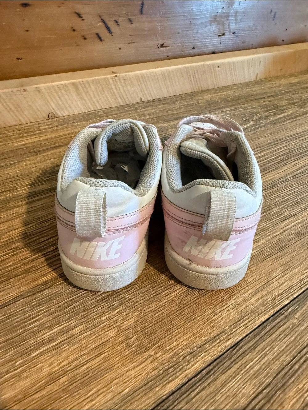 Nike Kids Low-Top Sneakers in White and Light Pink